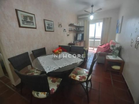 Apartamento em Rua Marivaldo Fernandes - Enseada - Guarujá/SP