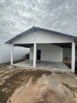 Aluga-se Casa no Calunga