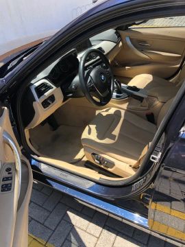 BMW 320 2015 - impecável -.