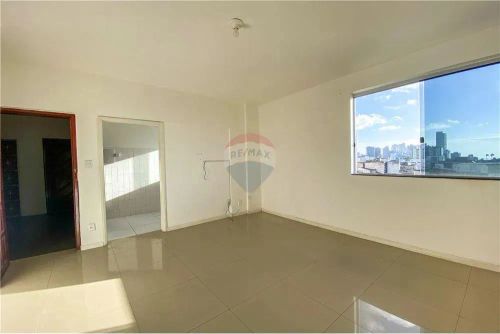 Apartamento Vista Mar Quarto e Sala no Bairro 2 de Julho