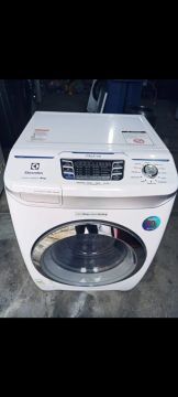 Lava e Seca Electrolux 9kg 110