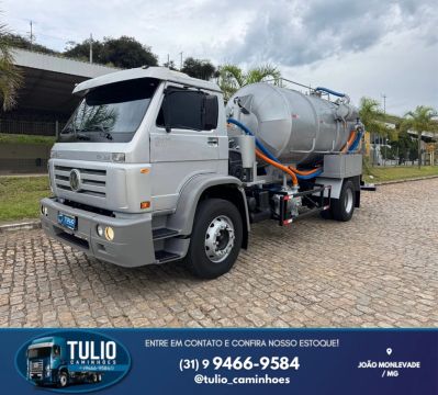 Caminhão limpa fossa vw 17180 223 mil km 