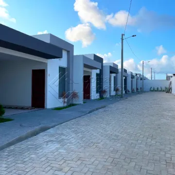 Casa em Condomínio Fechado em Extremoz