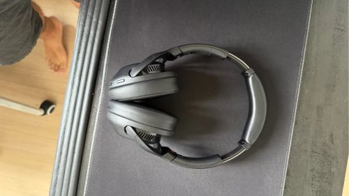 Headphone Sony LE WH XB900N