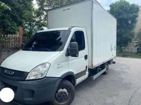 Iveco Daily 35s14 Bau Ano 2014