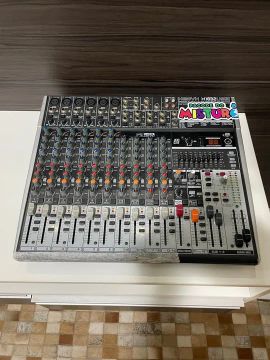 Mesa Behringer 14 Canais X1832USB Xenyx 100V/240V