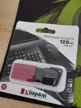 Pen Drive Kingston DataTraveler Exodia M 128GB USB 3.2