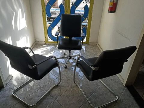 CONJUNTO CADEIRAS PARA ESCRITÓRIO SEMINOVAS EM PERFEITO ESTADO