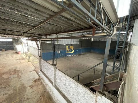 BS IMOBILIÁRIA ALUGA  E VENDE- Galpão 2100 metros quadrados em Rocha - São Gonçalo - RJ