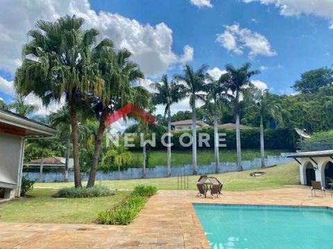 Casa de condomínio em Alameda das Laranjeiras - Condomínio Chácaras do Alto da Nova Campin