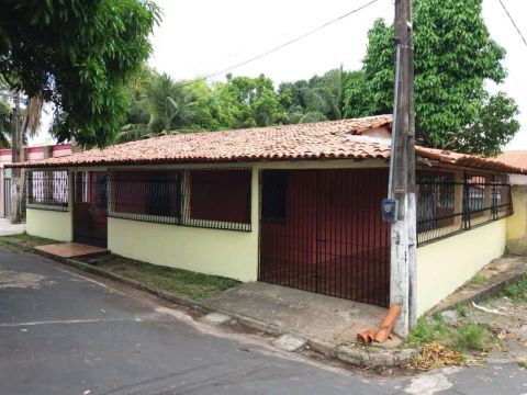 Casa com 2 quarto no ponto final do Alto da Esperança Anjo da Guarda!!!