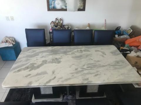Mesa de Jantar e Base TODA EM MÁRMORE, [Tampo 1,98 m x 1.1 m ](+) 08 cadeiras cobertas .