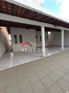 Casa em Rua Aquiles Lisboa - Mercadinho - Imperatriz/MA