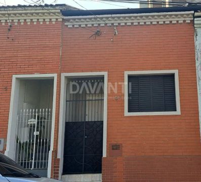 Casa à venda no Bosque em Campinas na Davanti Imóveis.