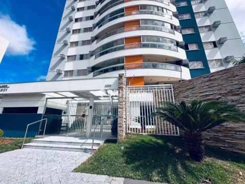 São Francisco | Apartamento 4 quartos, sendo 1 suite