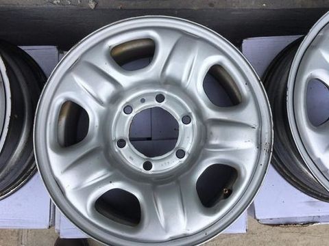 Roda S10 barato 249,00 cada aro 16 de Ferro original