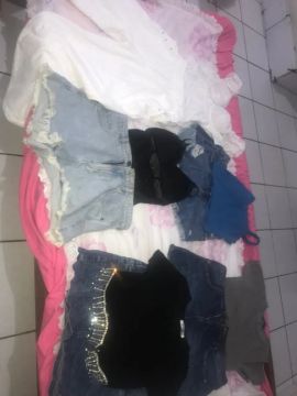 Lote de roupas femininas - peças variadas