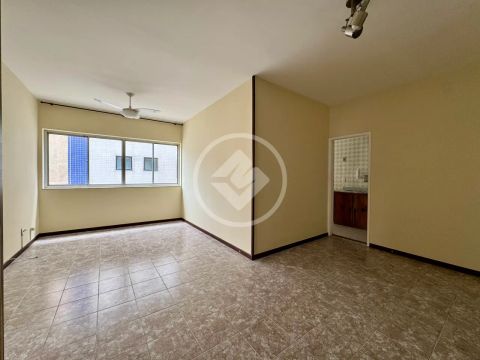 Apartamento com 02 quartos + DPE próximo a tudo que você precisa. codigo: 109916