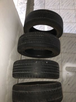 Pneus 215/55 R17