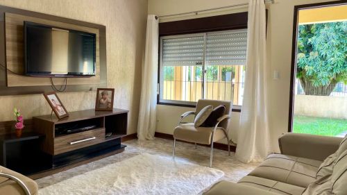 CASA COM 2 QUARTOS EM SÃO LEOPOLDO/RS