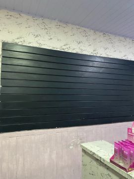 Painel canelado Preto
