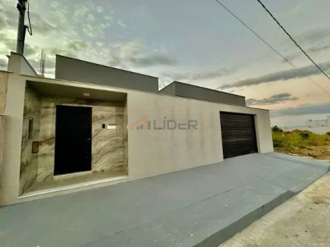 Casa Linear Alto Marista (fase de acabamento)