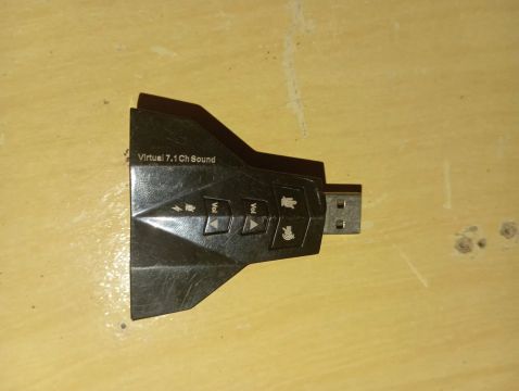 Placa De Som Externa Adaptador Usb / P2 Fone E Microfone 7.1
