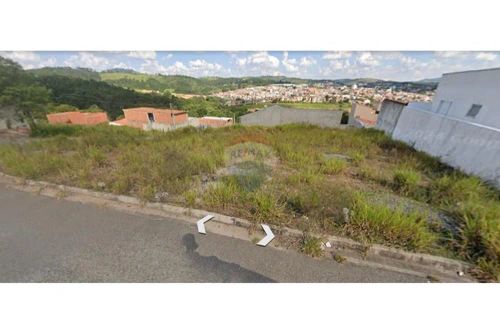 Terreno à Venda: Loteamento Bela Vista, Araçariguama