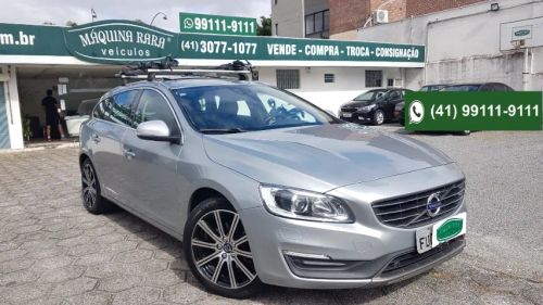 V60 T4 Momentum 2.0 Automático 2017/ 2018