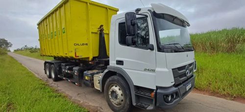 ALUGUEL Caminhão M.BENZ/ATEGO 2426 CE ROLL-ON