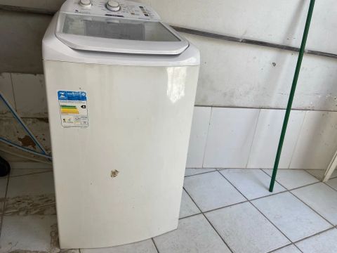 Máquina de Lavar Roupa -  Usada