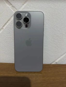 iPhone 15