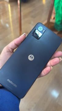 Moto E