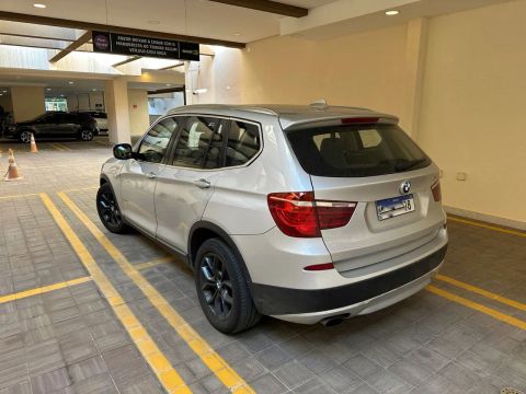 Bmw x3 2013 blindada , otimo estado abaixo da fipe 