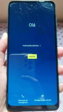 Motorola g22, película e tela quebrada 