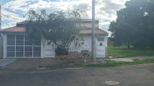 Casa à venda, 3 quartos, 24 suítes, 3 vagas, Hípica Paulista - Marília/SP