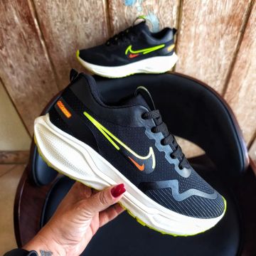 Tênis Nike Preto
