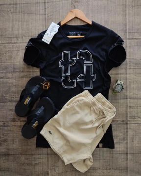 Conjunto camiseta e bermuda masculina