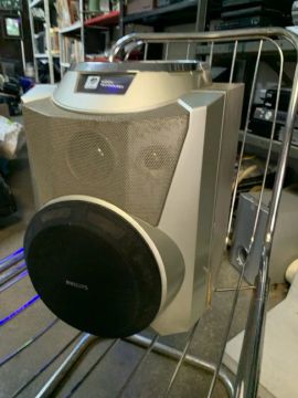 Caixa de Som Philips ótimo estado