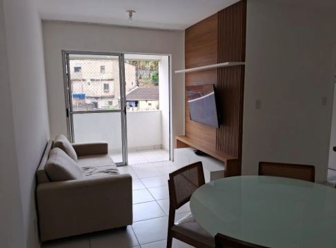 Apartamento no Barbalho  aconchegante com varanda 