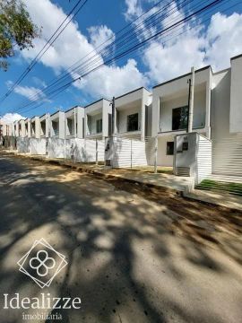 Casa para Venda em Barra Mansa / RJ no bairro 9 de Abril