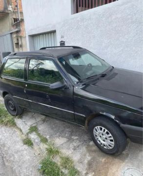 Fiat uno com ótimo valor com poucas avarias IPVA 2025 pago.