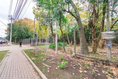 Coliseu aluga terreno Descrição do imóvelTerreno com 7.267m², com 114m² de frente, localiz