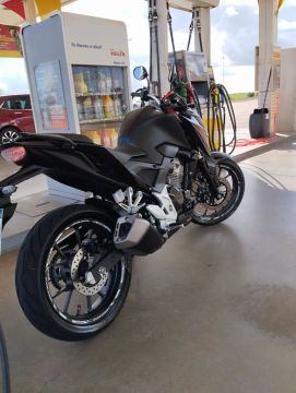 Vendo cb Twister 300f