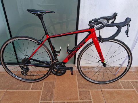 Bicicleta speed Groove carbon overdrive. 
