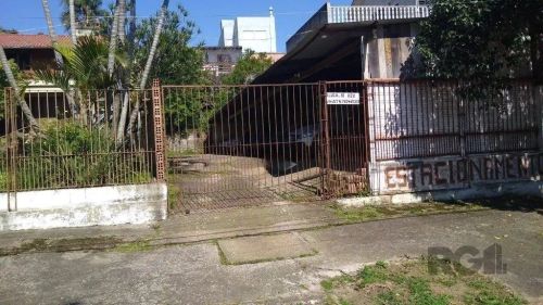 Terreno com 296m² no bairro Vila Jardim