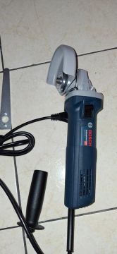 Bosch  Esmerilhadeira angular Bosch GWS 9-125 S R$370,00