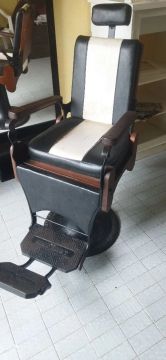 Cadeira de Barbeiro Relíquia 