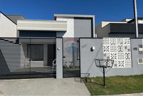 Casa a venda com 87,78m², dois quartos sendo um suíte por R$ 240.000,00 no Bairro Greenvil
