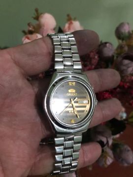 Orient mostrador marrom claro